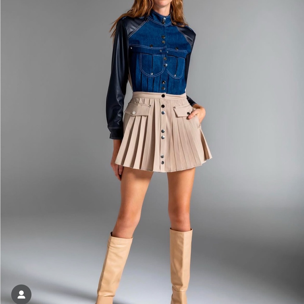 Sagaza Tan Pleated Skirt (IT40)